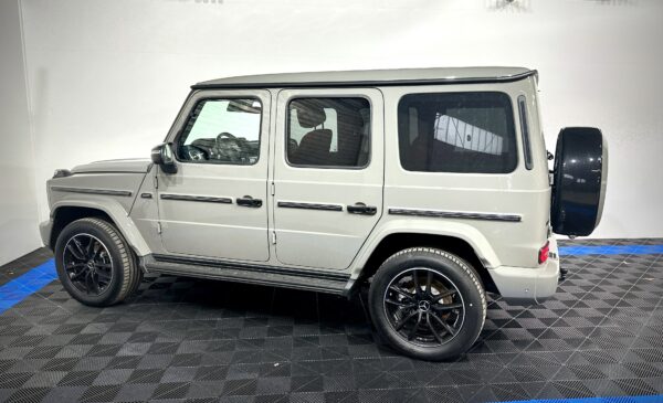 Mercedes Benz G500 AMG - Image 6