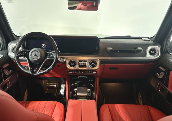 Mercedes Benz G500 AMG - Image 16