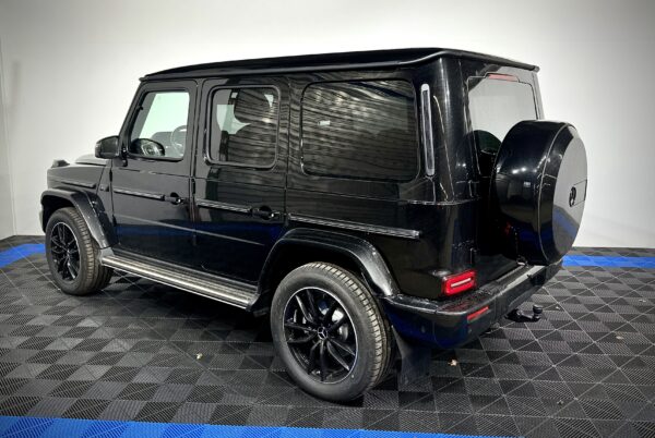 Mercedes Benz G450 AMG - Image 24