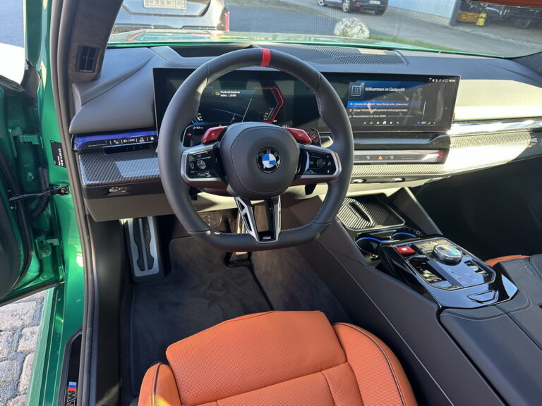 BMW M5, 2025 (9)