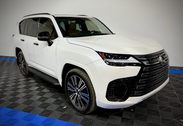 Lexus LX600 Luxury NEW - Image 9