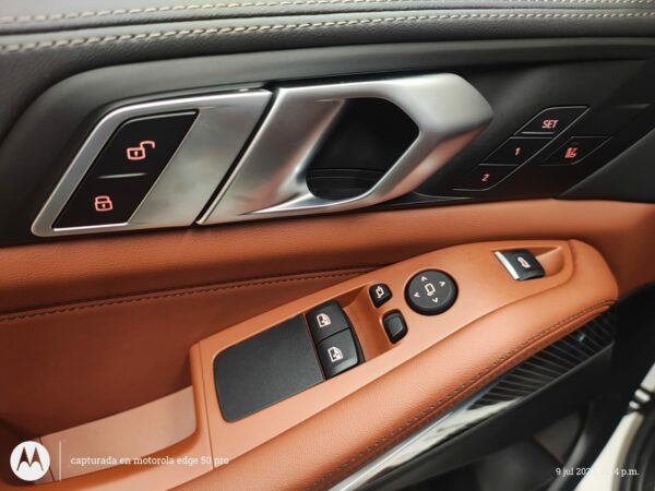 BMW X5 M60i, 4,4l/V8, 530Hp, Factory Armored VR6 2025 - Image 14