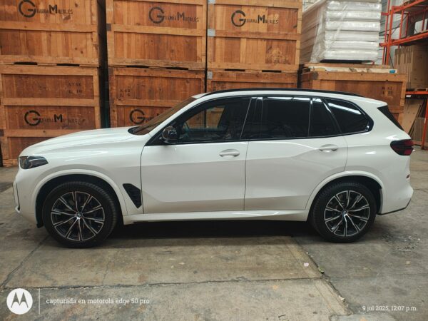 BMW X5 M60i, 4,4l/V8, 530Hp, Factory Armored VR6 2025 - Image 3