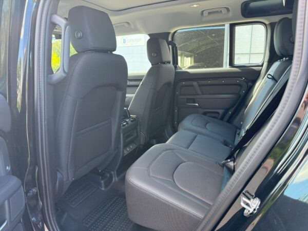 3 X Land Rover Defender S D200 2025 - Image 8