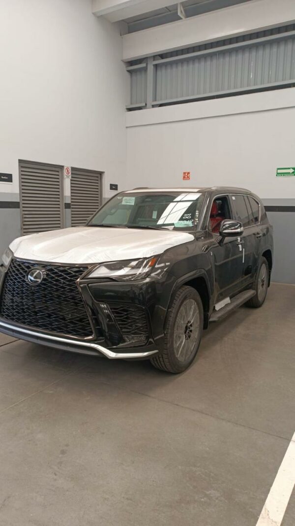 Lexus LX700H Sport 2025, NEW - Image 3
