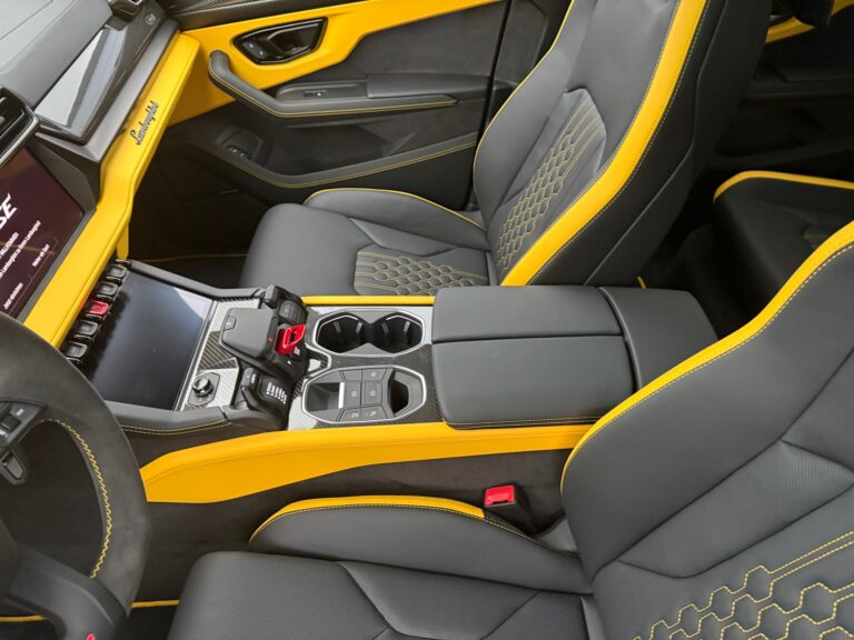 Lamborghini Urus 2025 18