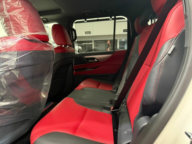 Lexus LX700 H 2025 5