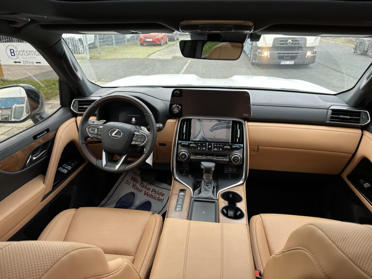 TOYOTA LX600 NEW (11)
