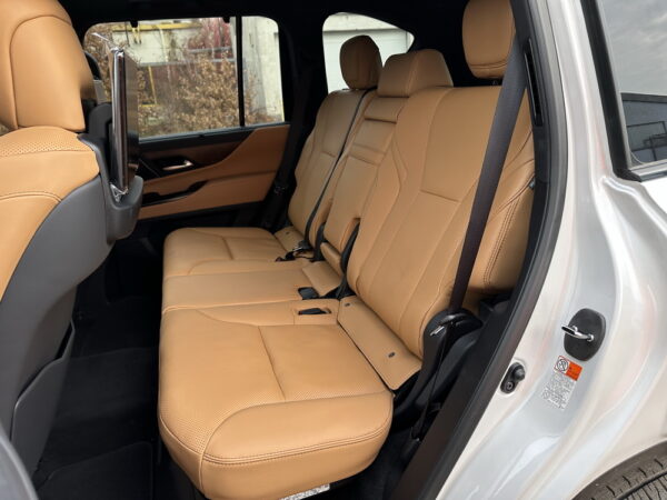 Lexus LX600 Luxury NEW - Image 15