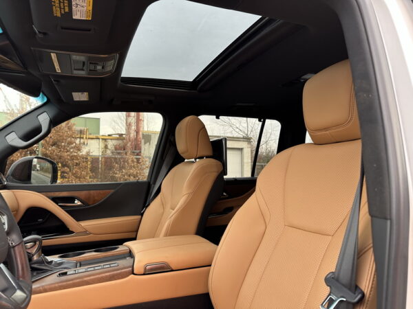Lexus LX600 Luxury NEW - Image 17