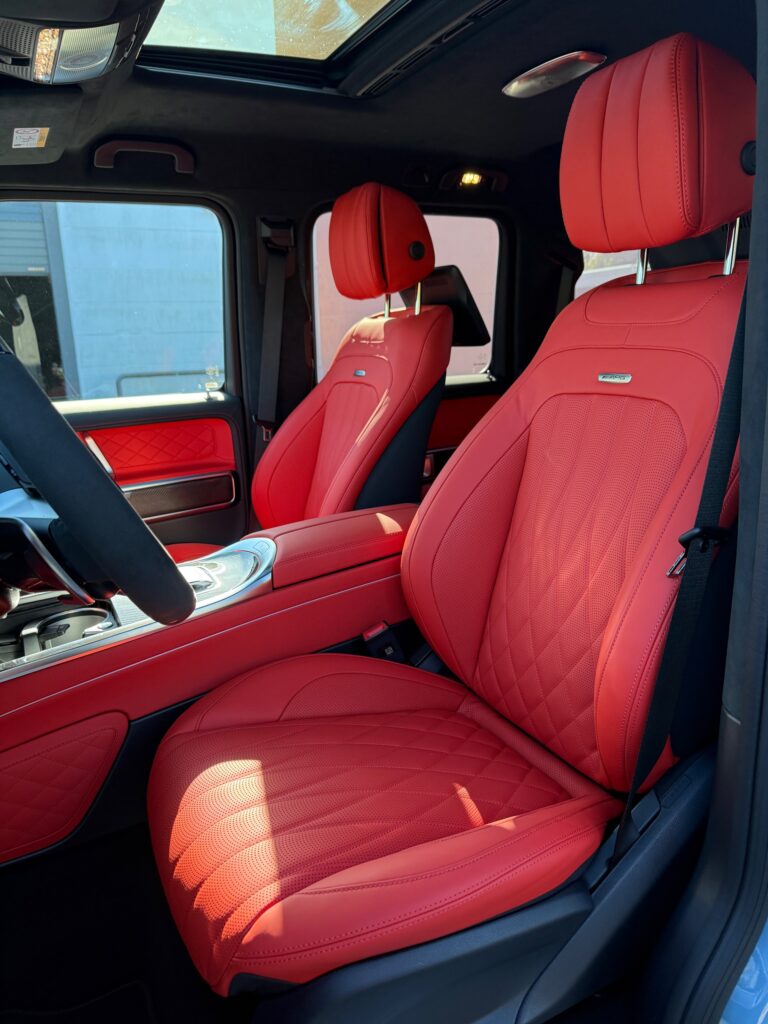 W1NWH5AB7SX061946_photo_1758812271115941