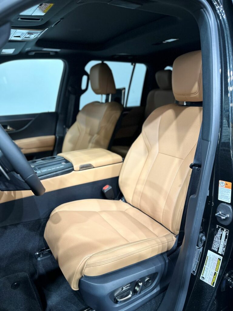 LEXUS LX 700, 2025 10