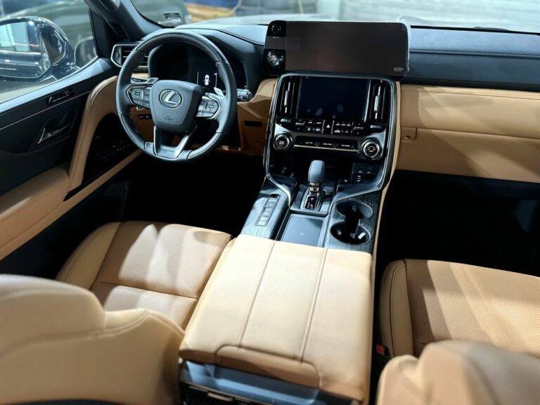 LEXUS LX 700, 2025 7