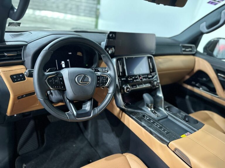 LEXUS LX 700, 2025 8