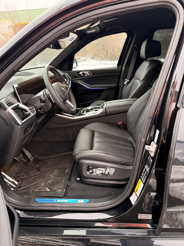 BMW X5 armored 2025 (16)