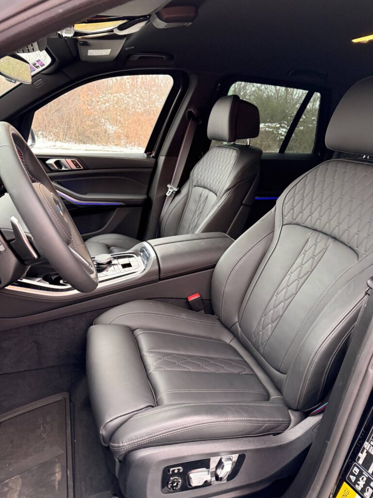 BMW X5 armored 2025 (18)