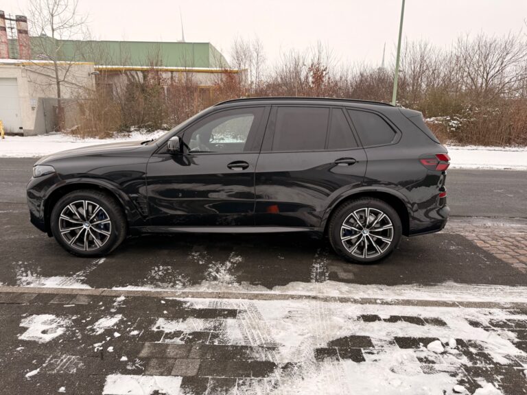 BMW X5 armored 2025 (8)
