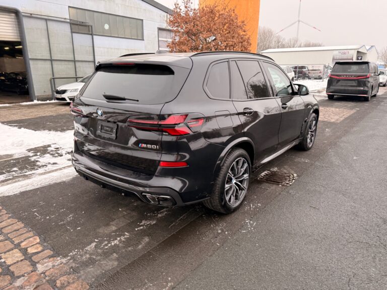 BMW X5 armored 2025 (9)